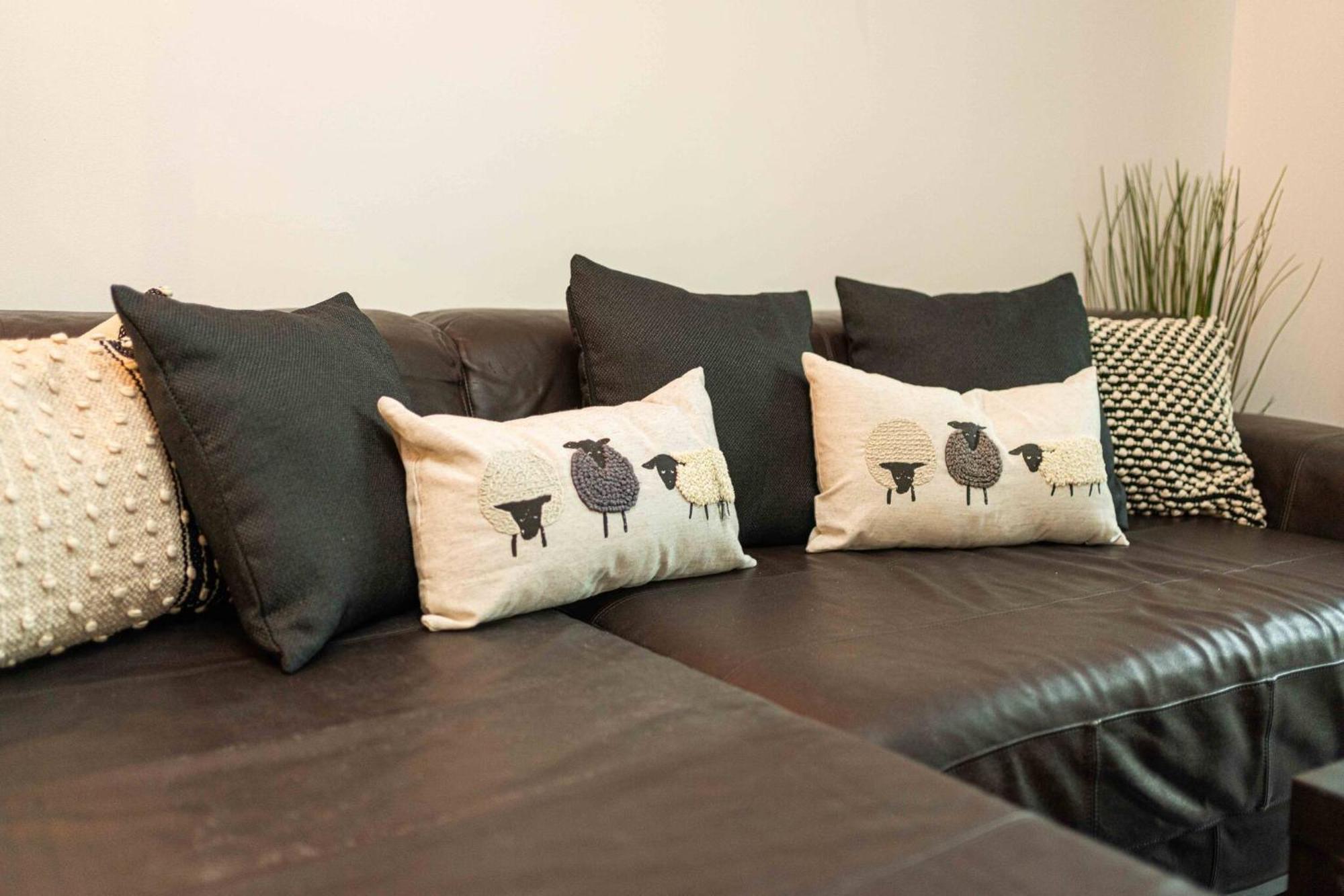 Homey And Secure - Wembley Stadium! Apartment *
